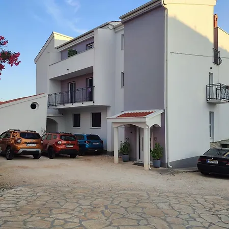 By The Sea - Diklo, - 16369 Apartment *